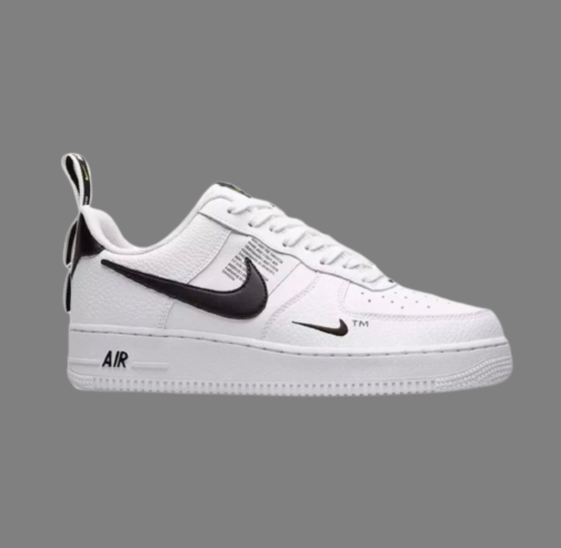 Tênis Nike Air Force 1 Utility Branco/Preto Premium